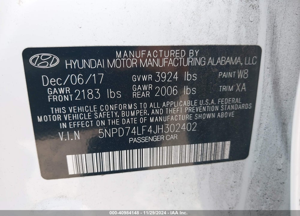 2018 HYUNDAI ELANTRA VIN: 5NPD74LF4JH302402