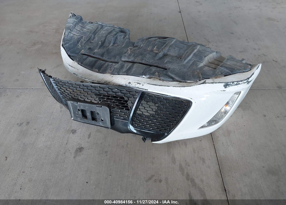 2015 TOYOTA CAMRY SE VIN: 4T1BF1FK0FU032675