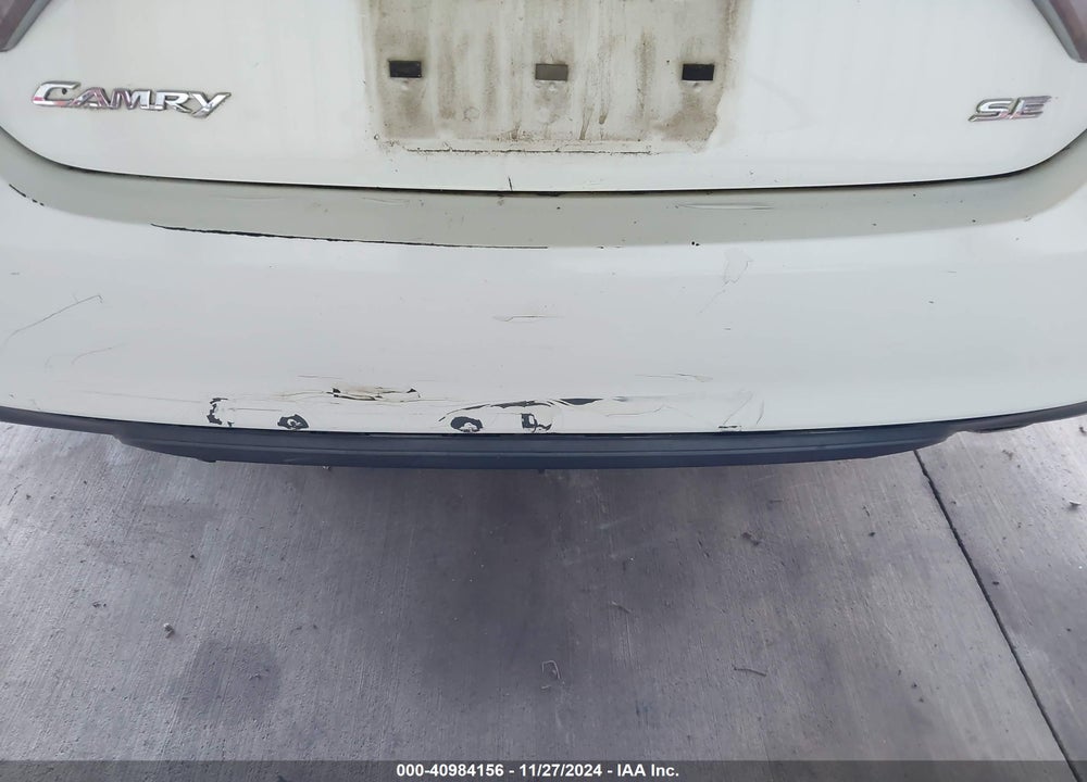 2015 TOYOTA CAMRY SE VIN: 4T1BF1FK0FU032675