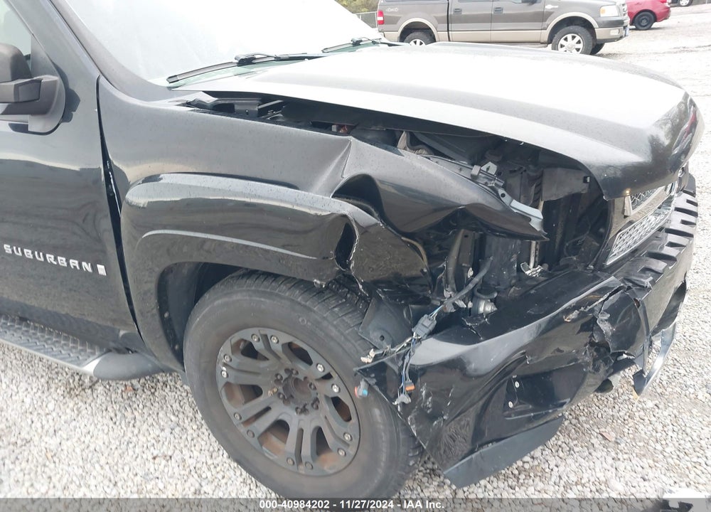 2009 CHEVROLET SUBURBAN 1500 LT2 VIN: 1GNFC26039R207468