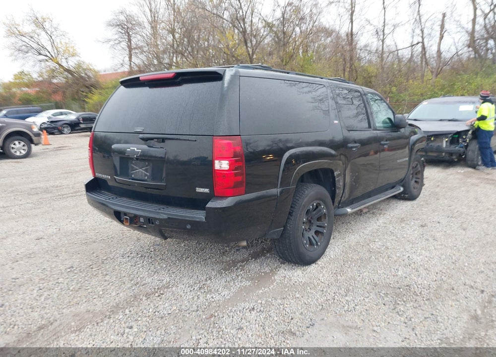 2009 CHEVROLET SUBURBAN 1500 LT2 VIN: 1GNFC26039R207468