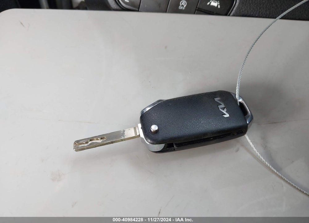 2023 KIA SELTOS LX VIN: KNDEPCAA6P7367478