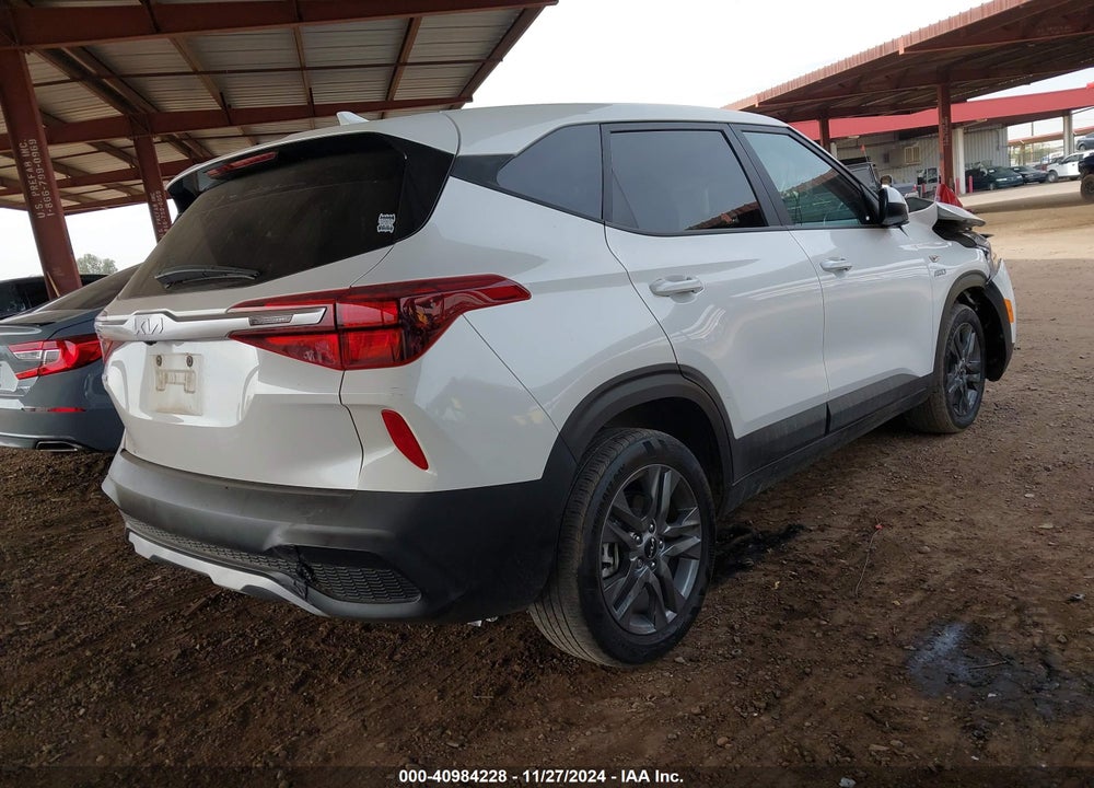 2023 KIA SELTOS LX VIN: KNDEPCAA6P7367478