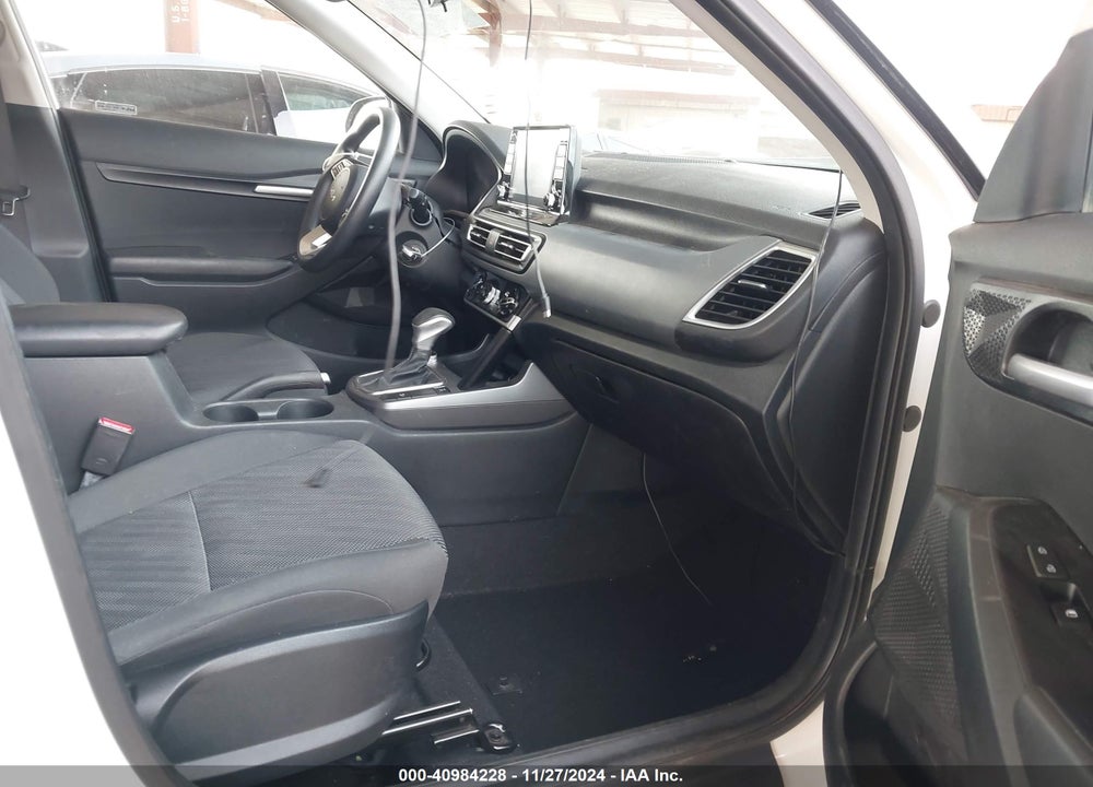 2023 KIA SELTOS LX VIN: KNDEPCAA6P7367478