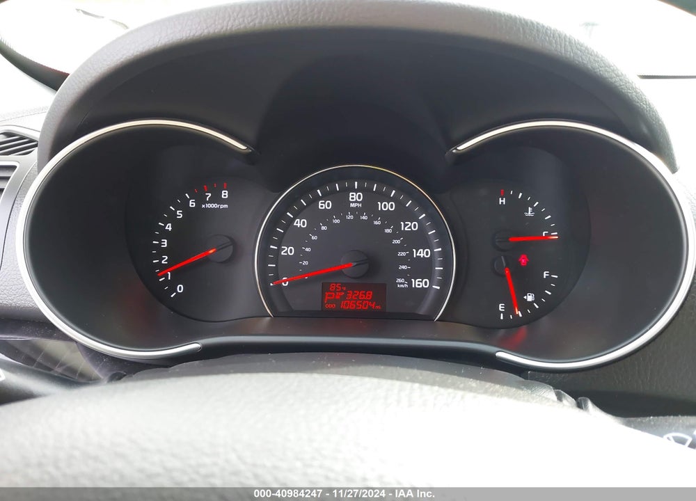 2014 KIA SORENTO LX VIN: 5XYKT4A61EG481033
