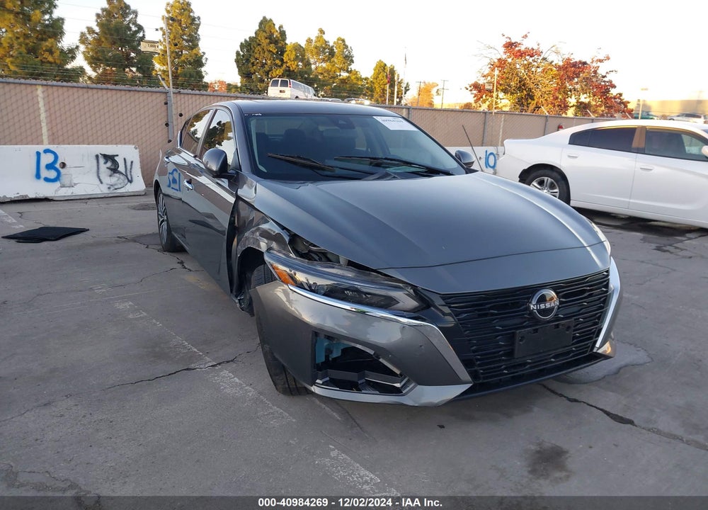 2023 NISSAN ALTIMA SV FWD VIN: 1N4BL4DV9PN368743
