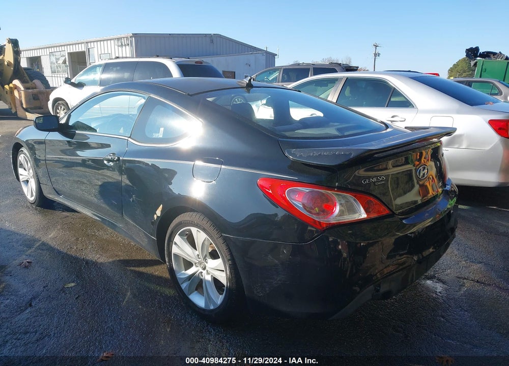 2010 HYUNDAI GENESIS VIN: KMHHT6KD1AU026786