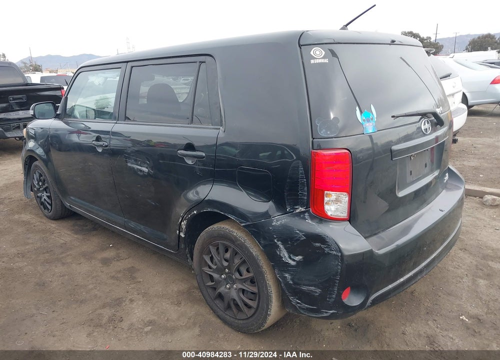2015 SCION XB VIN: JTLZE4FE8FJ075331