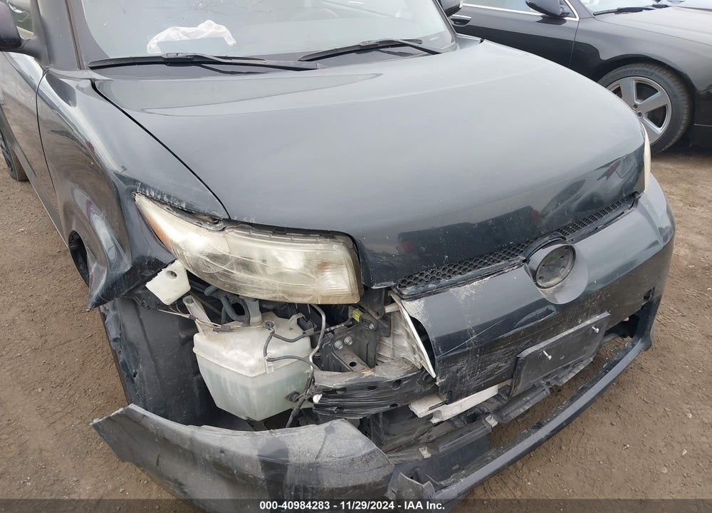 2015 SCION XB VIN: JTLZE4FE8FJ075331