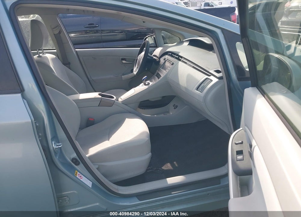 2015 TOYOTA PRIUS TWO VIN: JTDKN3DU4F1913601