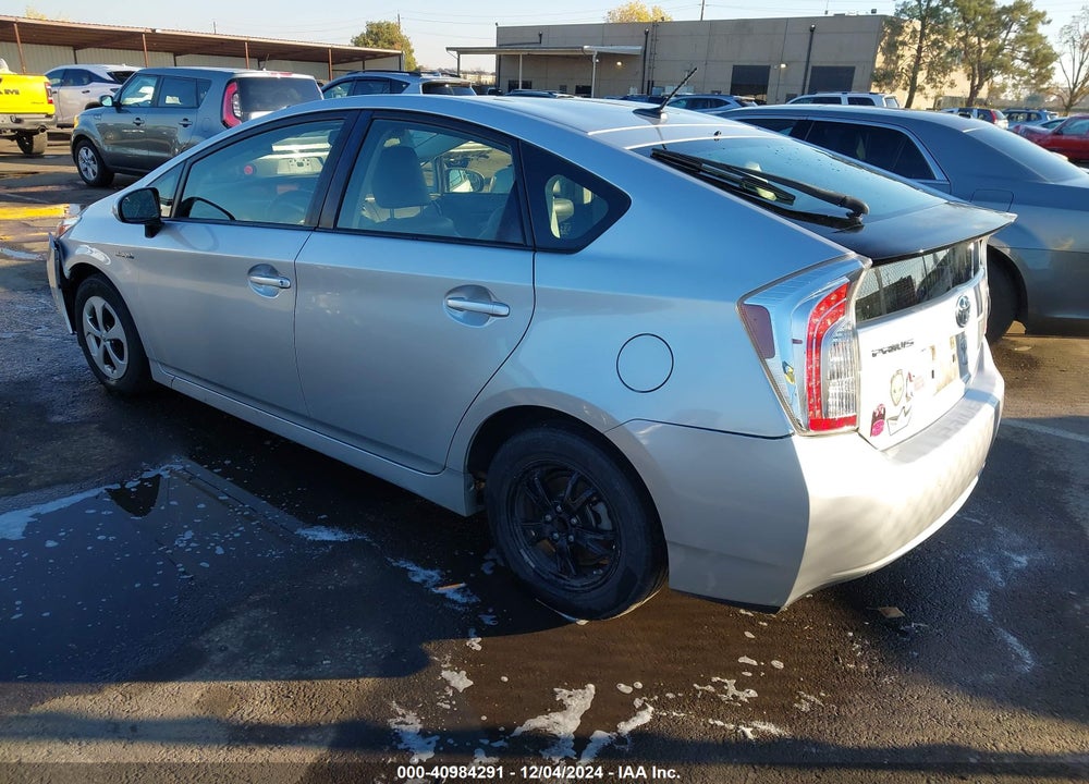 2013 TOYOTA PRIUS FOUR VIN: JTDKN3DU5D5643378
