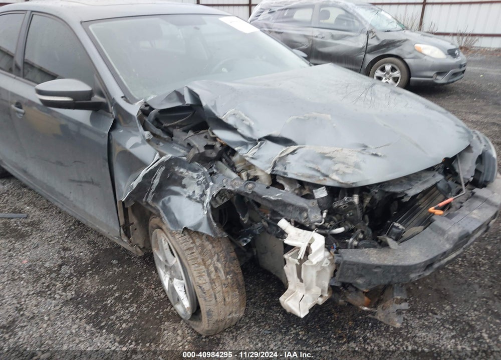 2011 VOLKSWAGEN JETTA 2.0L TDI VIN: 3VWLL7AJ0BM049992