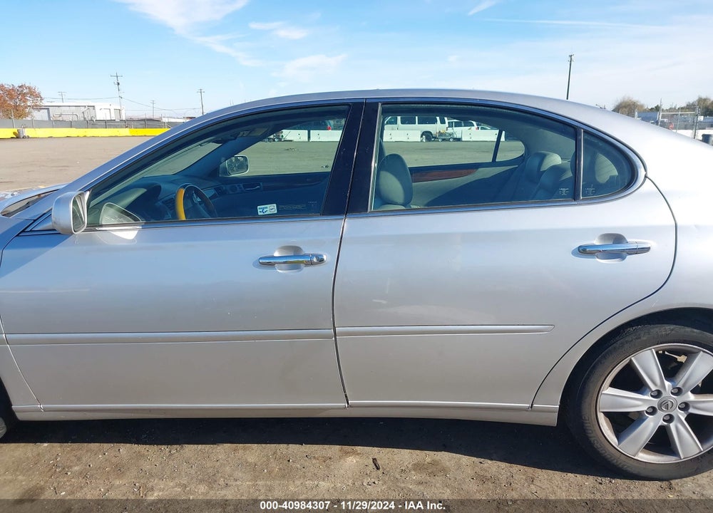 2005 LEXUS ES 330 VIN: JTHBA30GX55073826