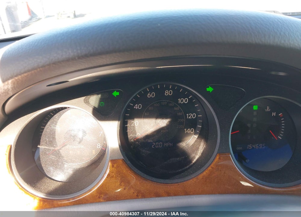 2005 LEXUS ES 330 VIN: JTHBA30GX55073826