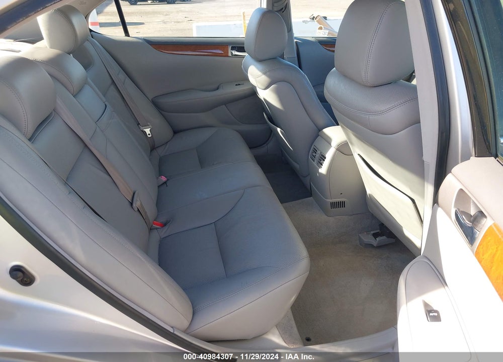 2005 LEXUS ES 330 VIN: JTHBA30GX55073826