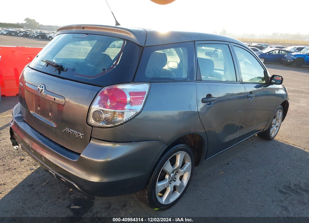 2007 TOYOTA MATRIX VIN: 2T1KR32E37C682428