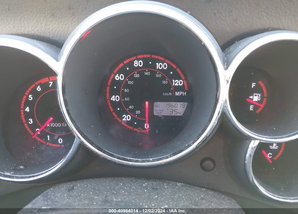2007 TOYOTA MATRIX VIN: 2T1KR32E37C682428