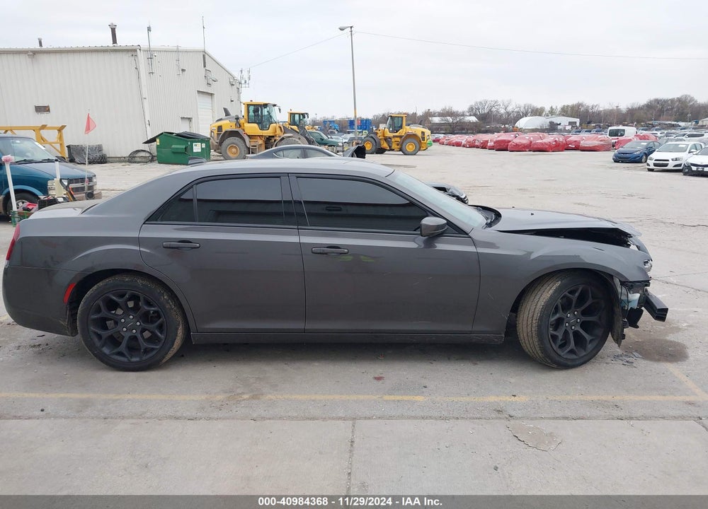 2020 CHRYSLER 300 300S VIN: 2C3CCABG2LH158851