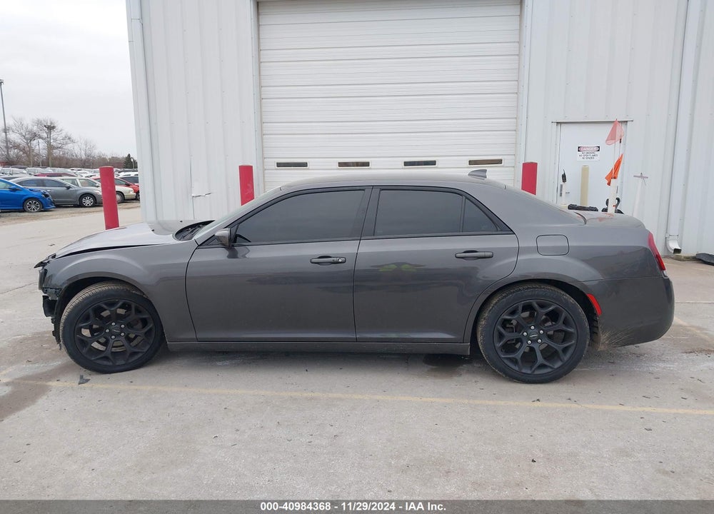 2020 CHRYSLER 300 300S VIN: 2C3CCABG2LH158851