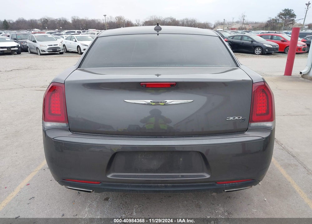 2020 CHRYSLER 300 300S VIN: 2C3CCABG2LH158851