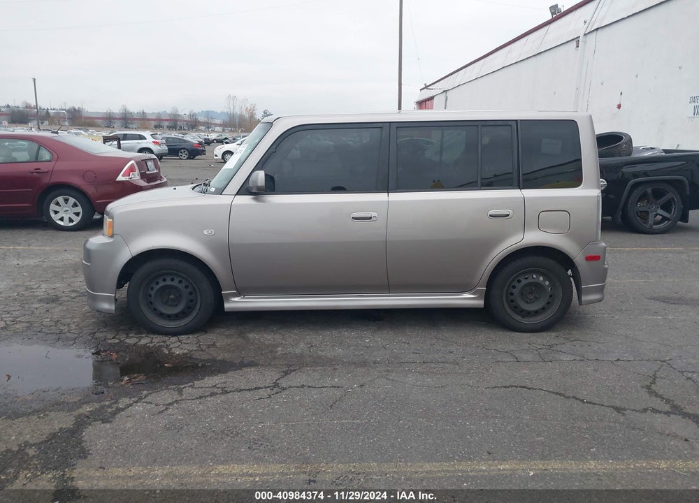 2005 SCION XB VIN: JTLKT324450217791