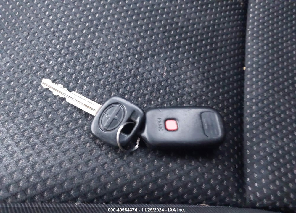 2005 SCION XB VIN: JTLKT324450217791
