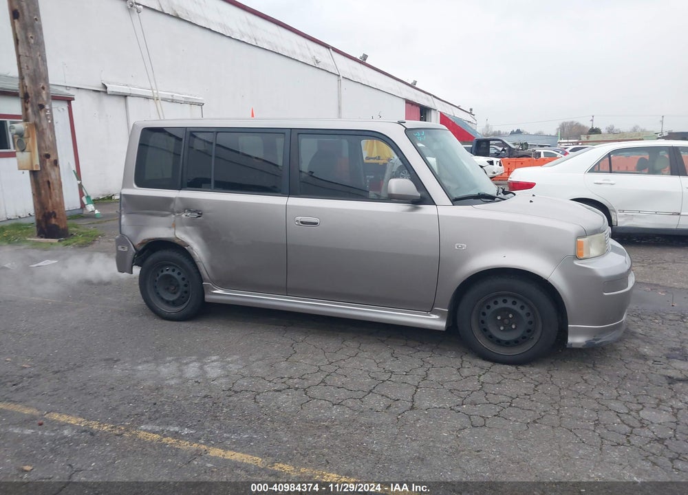 2005 SCION XB VIN: JTLKT324450217791