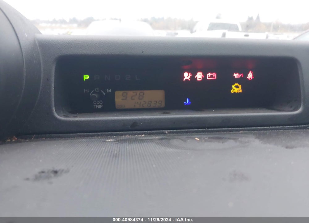 2005 SCION XB VIN: JTLKT324450217791