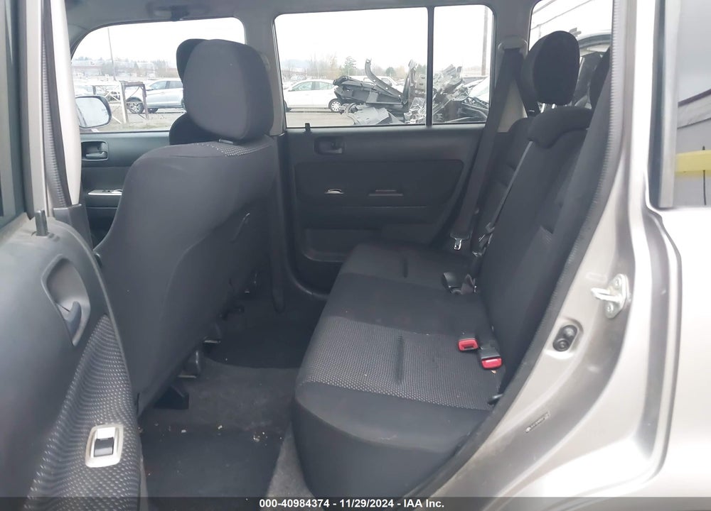 2005 SCION XB VIN: JTLKT324450217791