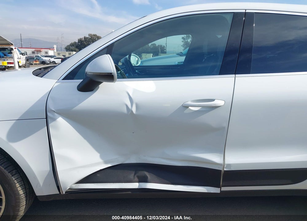 2017 PORSCHE MACAN S VIN: WP1AB2A51HLB16689