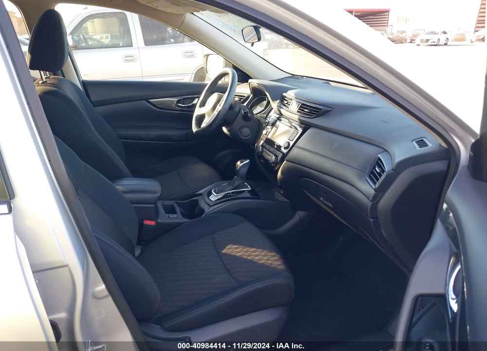 2017 NISSAN ROGUE SV VIN: 5N1AT2MT6HC787067