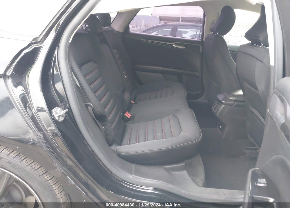 2016 FORD FUSION SE VIN: 3FA6P0H79GR259982