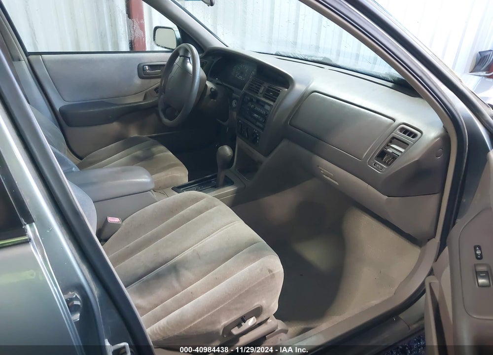 1997 TOYOTA AVALON XL VIN: 4T1BF12B9VU194079
