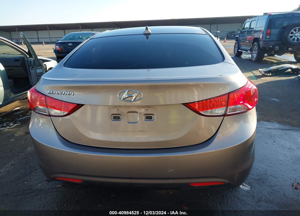 2013 HYUNDAI ELANTRA GLS VIN: 5NPDH4AEXDH245389