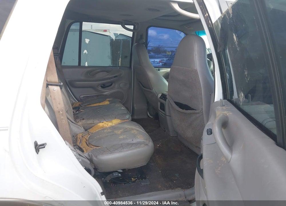2002 FORD EXPEDITION EDDIE BAUER VIN: 1FMPU18L32LA88241
