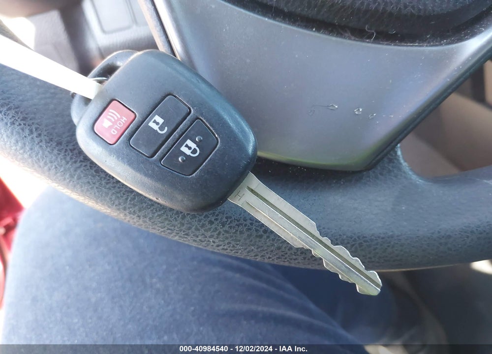 2017 TOYOTA RAV4 LE VIN: 2T3ZFREV8HW312749