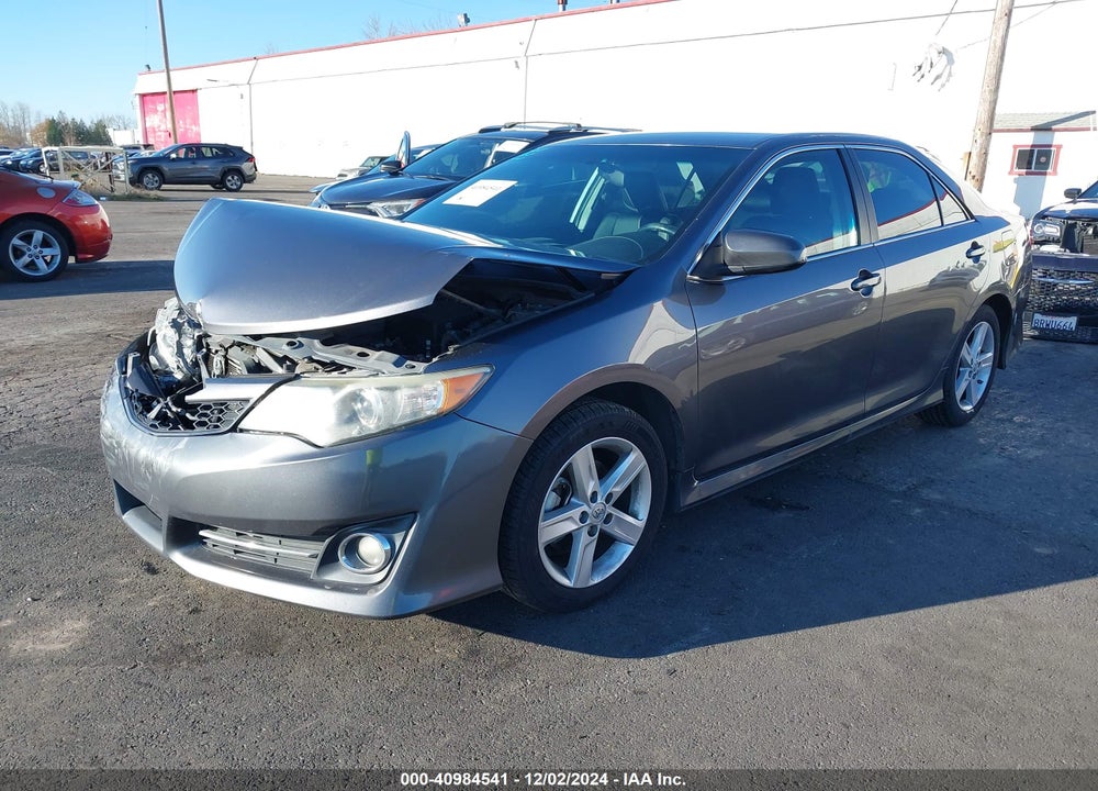 2014 TOYOTA CAMRY SE VIN: 4T1BF1FK5EU430043