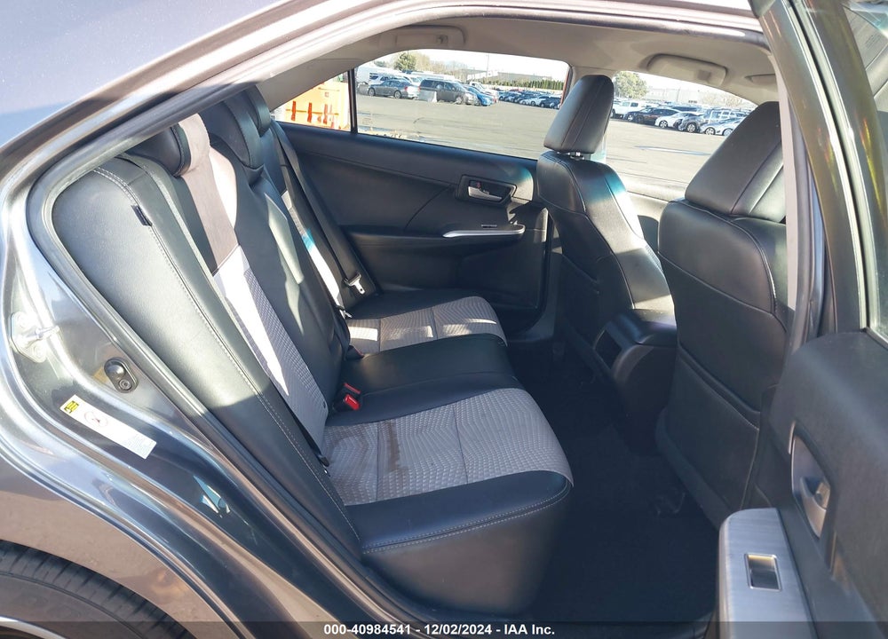 2014 TOYOTA CAMRY SE VIN: 4T1BF1FK5EU430043