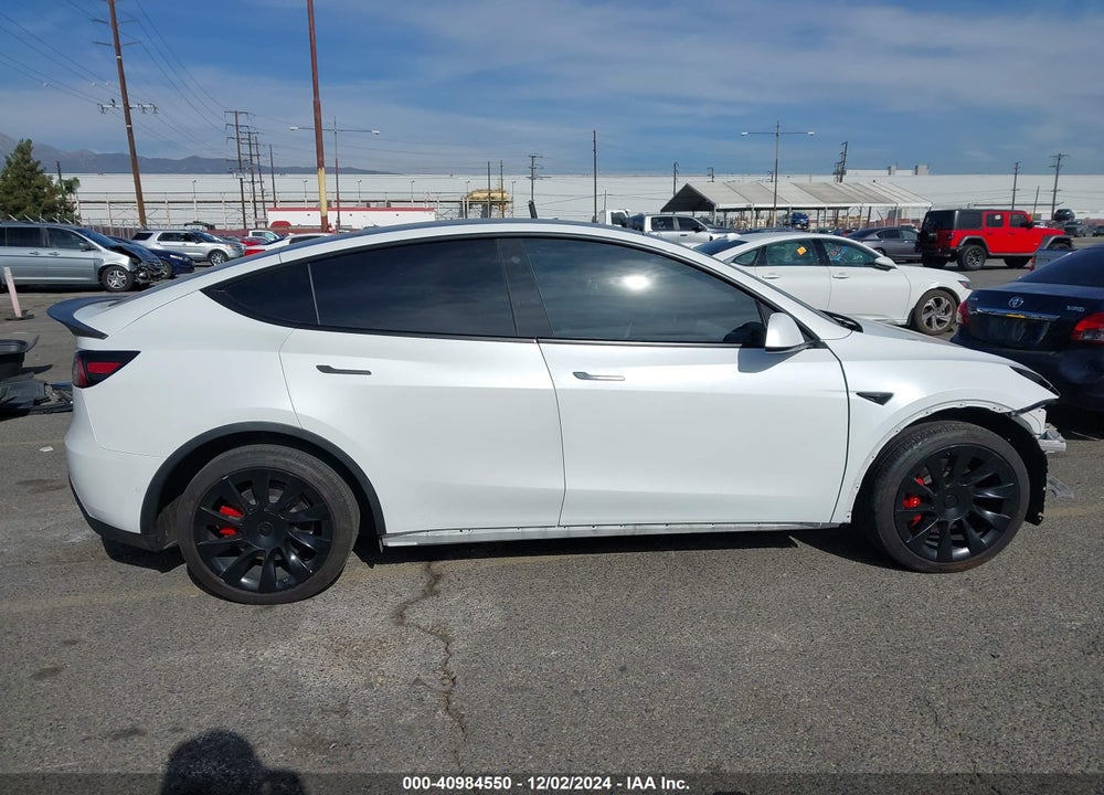 2021 TESLA MODEL Y LONG RANGE DUAL MOTOR ALL-WHEEL DRIVE VIN: 5YJYGDEE0MF161935