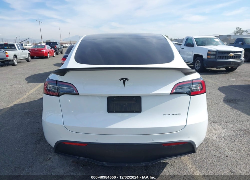 2021 TESLA MODEL Y LONG RANGE DUAL MOTOR ALL-WHEEL DRIVE VIN: 5YJYGDEE0MF161935