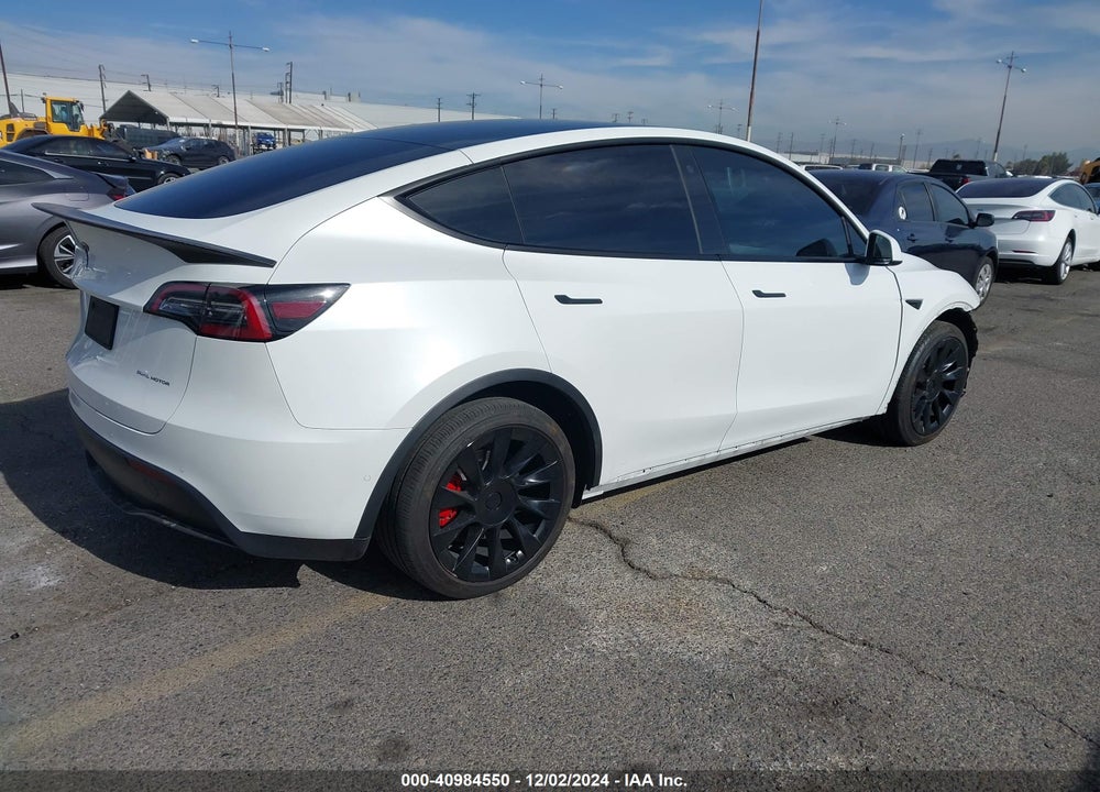 2021 TESLA MODEL Y LONG RANGE DUAL MOTOR ALL-WHEEL DRIVE VIN: 5YJYGDEE0MF161935