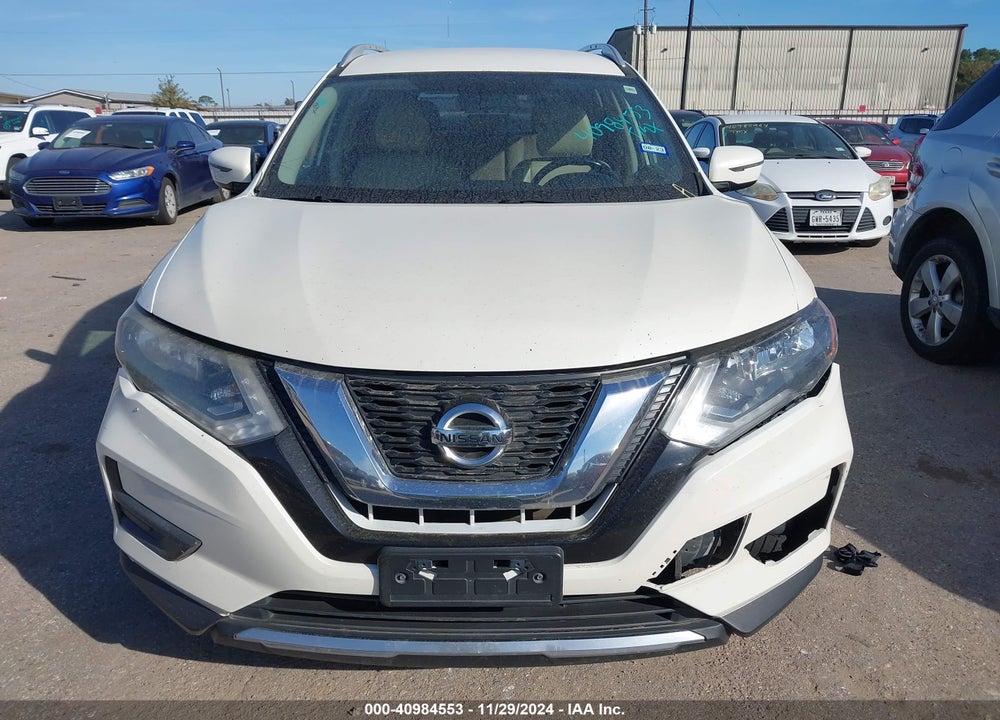 2017 NISSAN ROGUE SV VIN: JN8AT2MT4HW137225