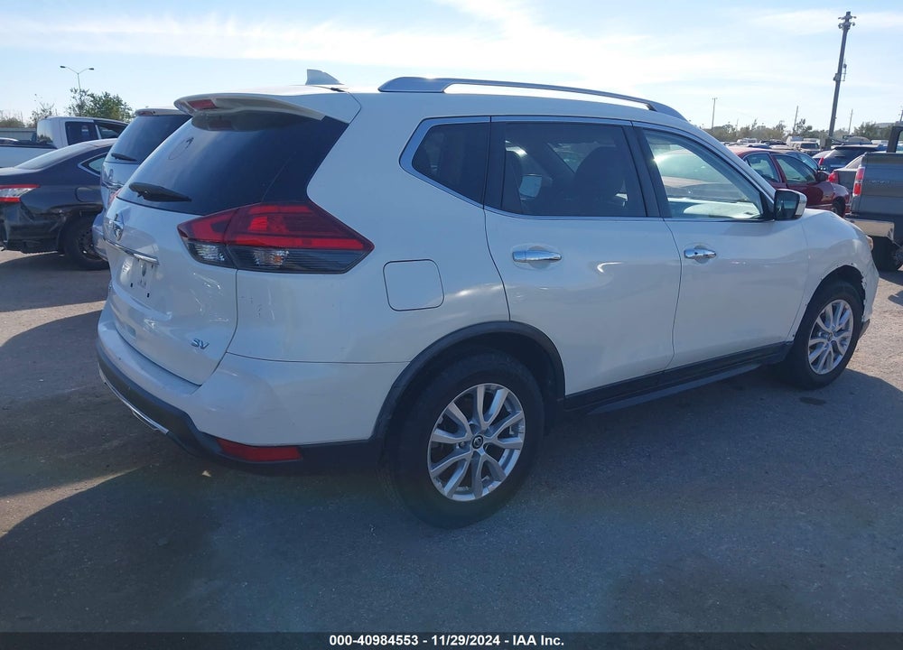 2017 NISSAN ROGUE SV VIN: JN8AT2MT4HW137225