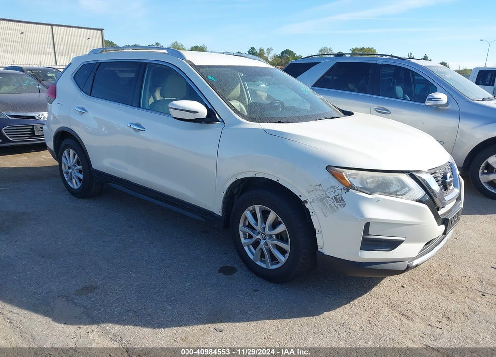 2017 NISSAN ROGUE SV VIN: JN8AT2MT4HW137225