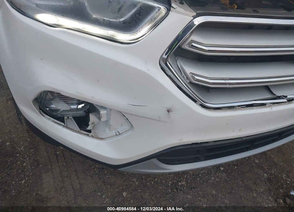2018 FORD ESCAPE SEL VIN: 1FMCU0HD2JUD26185