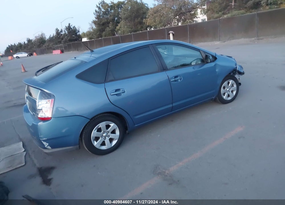 2005 TOYOTA PRIUS VIN: JTDKB20U157012304