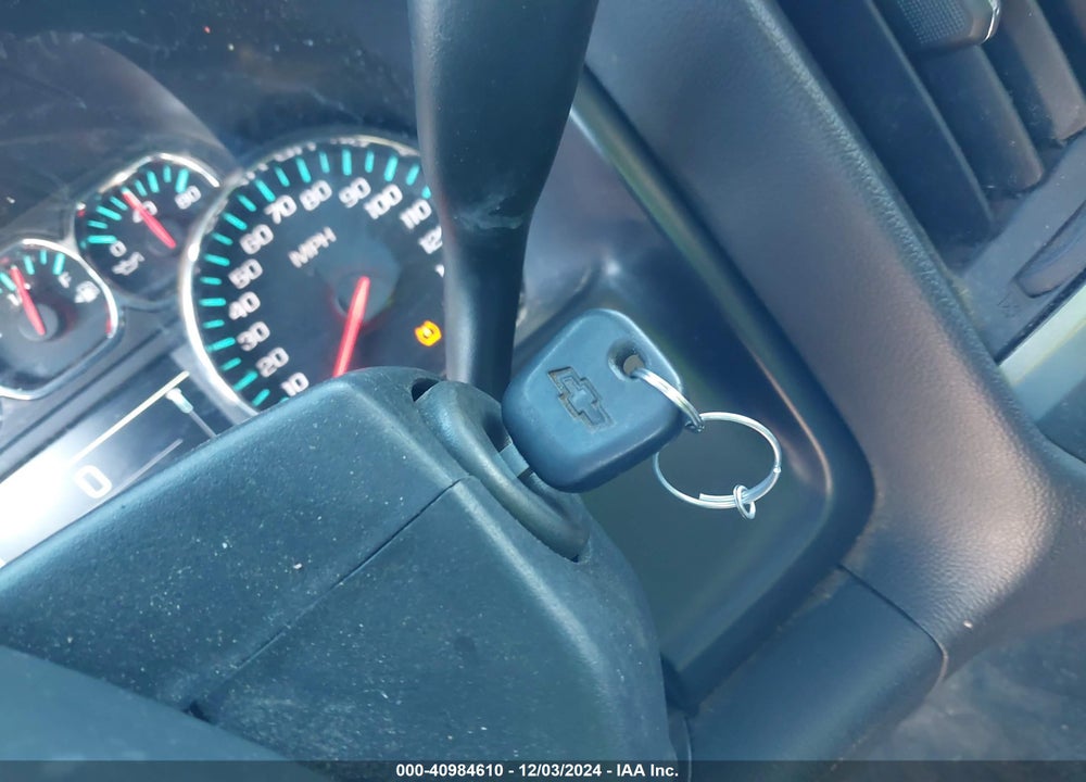 2015 CHEVROLET SILVERADO 1500 1LT VIN: 1GCVKREC3FZ273297