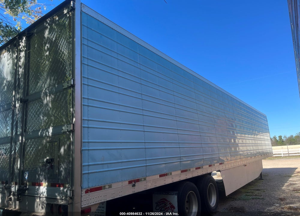 2009 UTILITY TRAILER MFG --- VIN: 1UYVS25359U780101