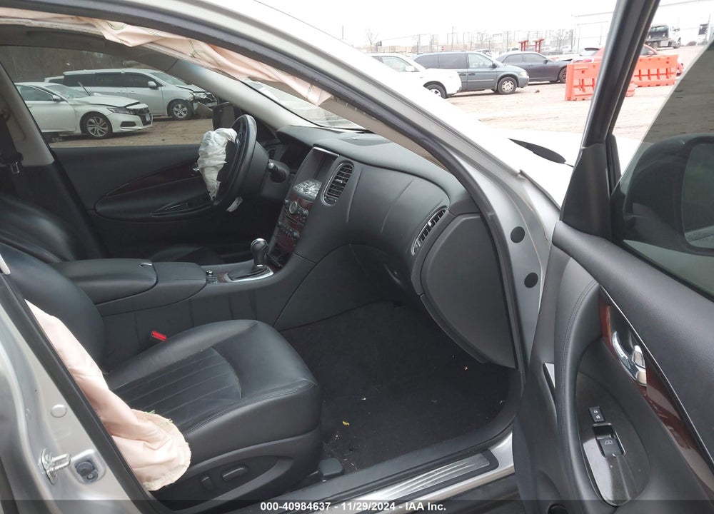 2017 INFINITI QX50 VIN: JN1BJ0RP8HM388284