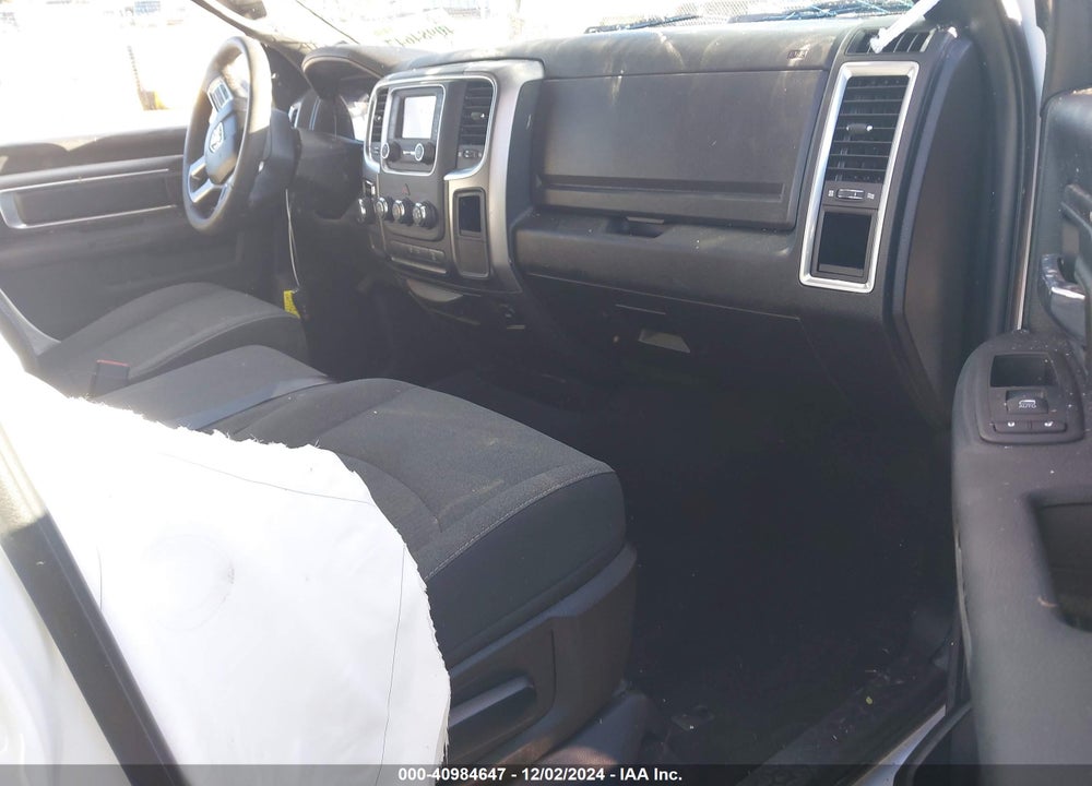 2021 RAM 1500 CLASSIC WARLOCK  4X2 6'4 BOX VIN: 1C6RR6GG8MS545187